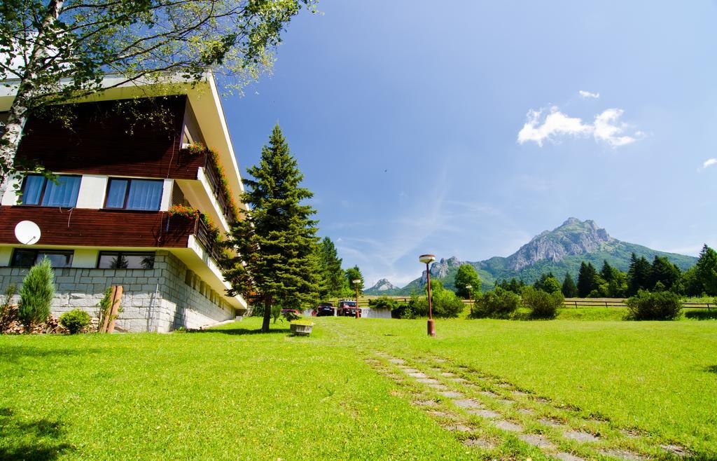 Dom Horskej Sluzby Hostel Terchová Buitenkant foto
